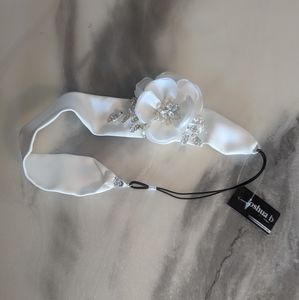 Bridal hair accessory. Off white in colour. JoshuaB designs.